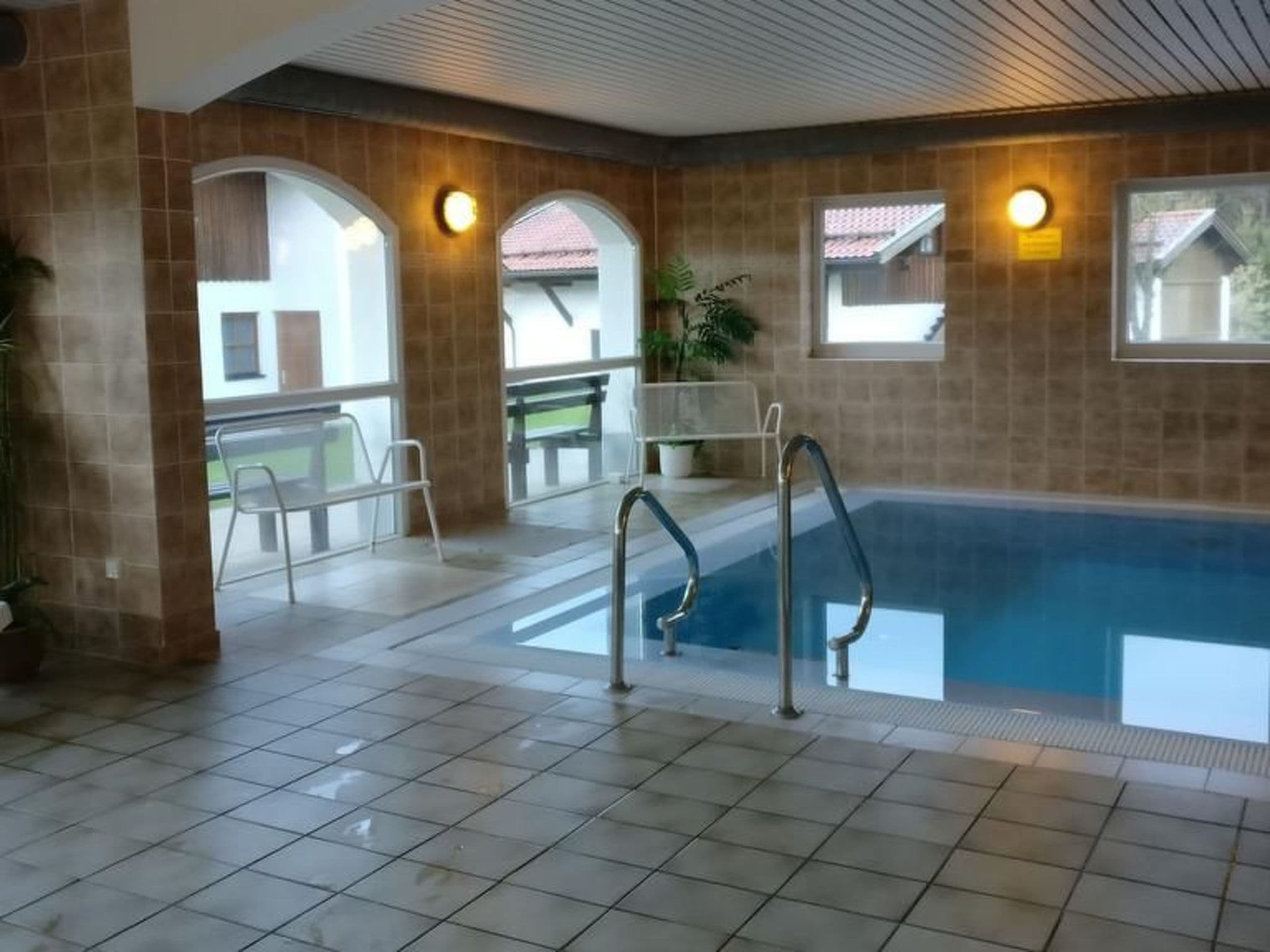 Pool Indoor