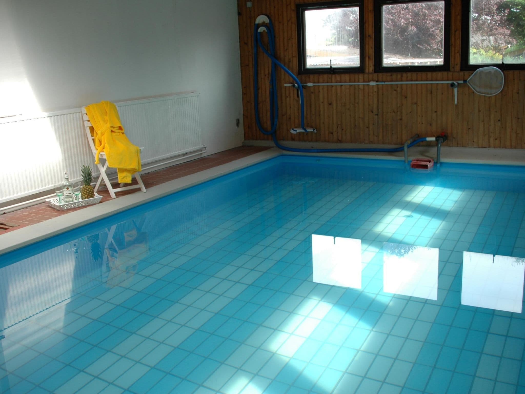 Pool Indoor