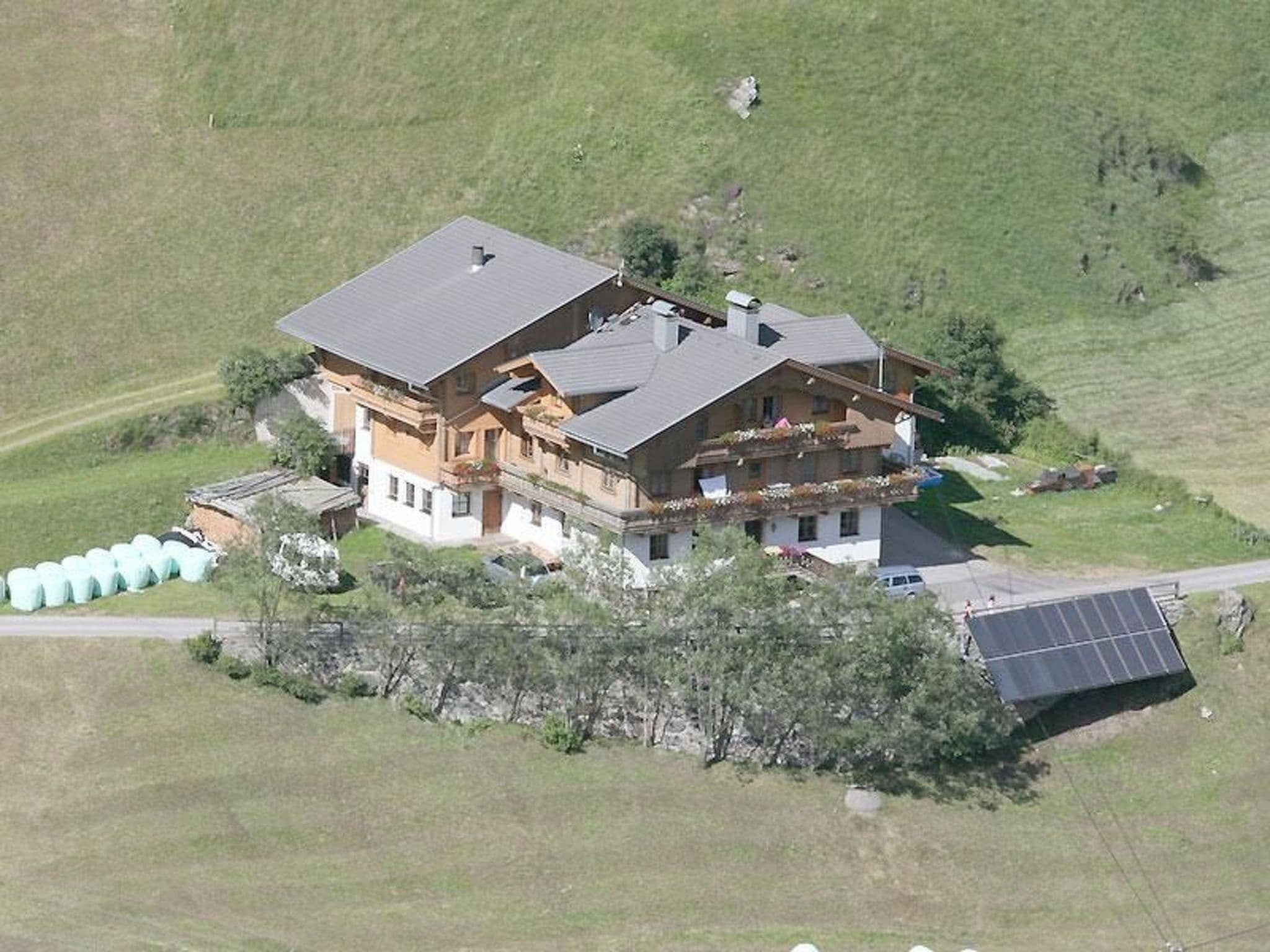 Gallery Image 13