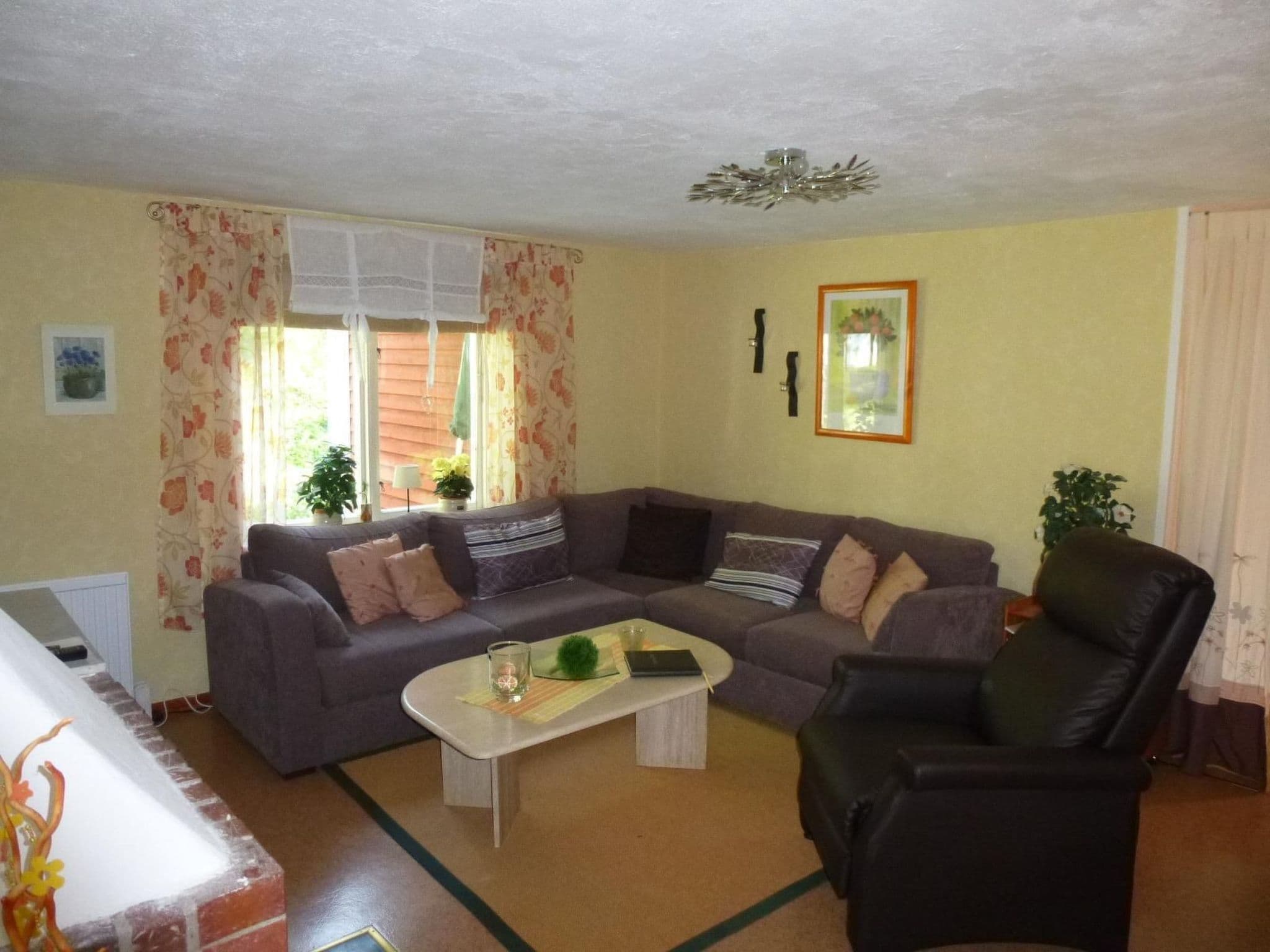Gallery Image 15