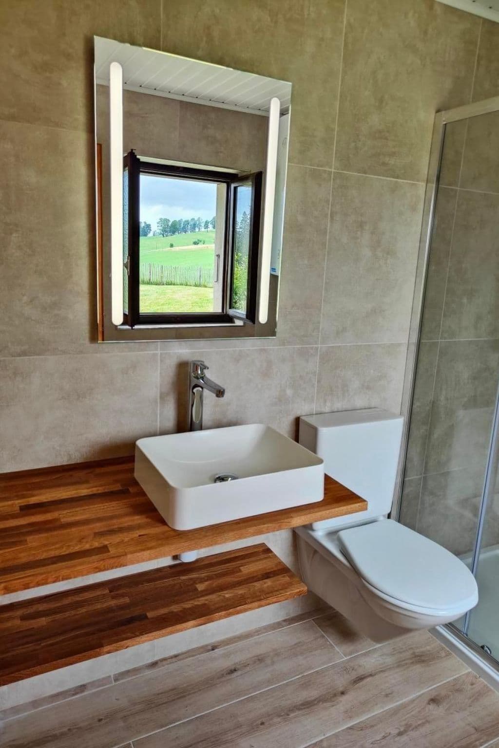 Bathroom / Wellness