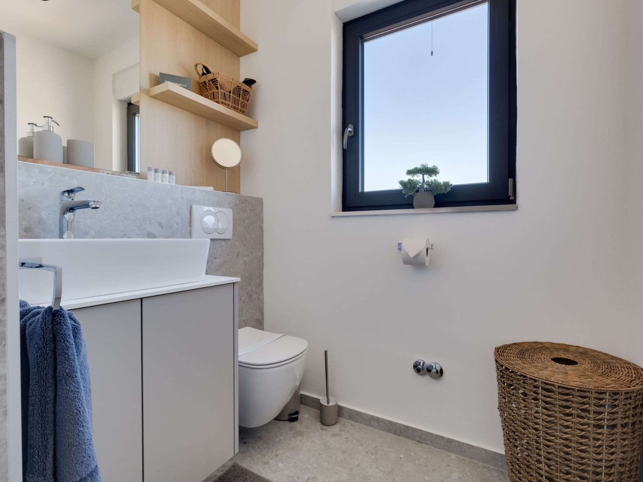 Bathroom / Wellness