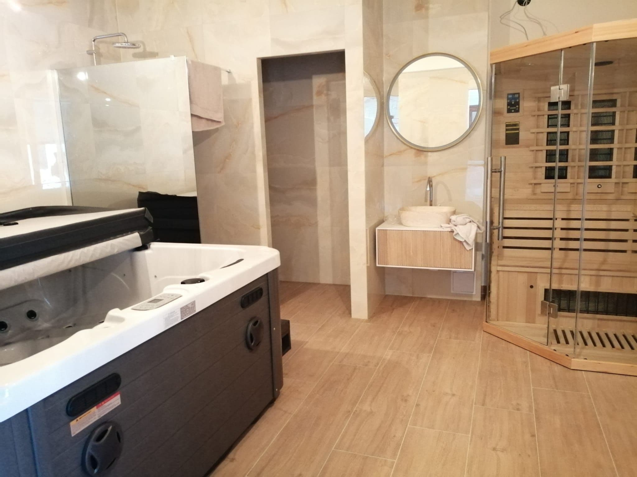 Bathroom / Wellness