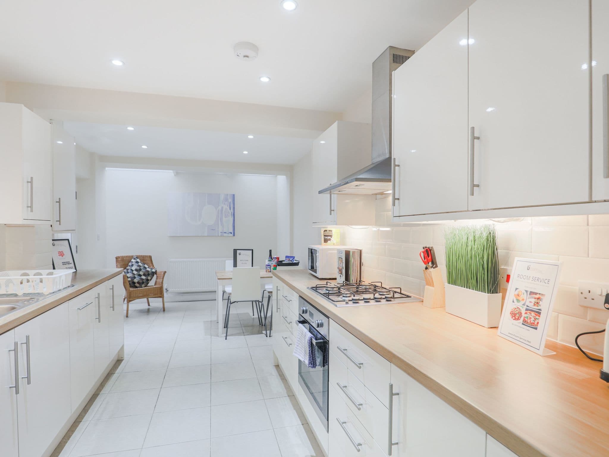 Kitchen / Dining Room