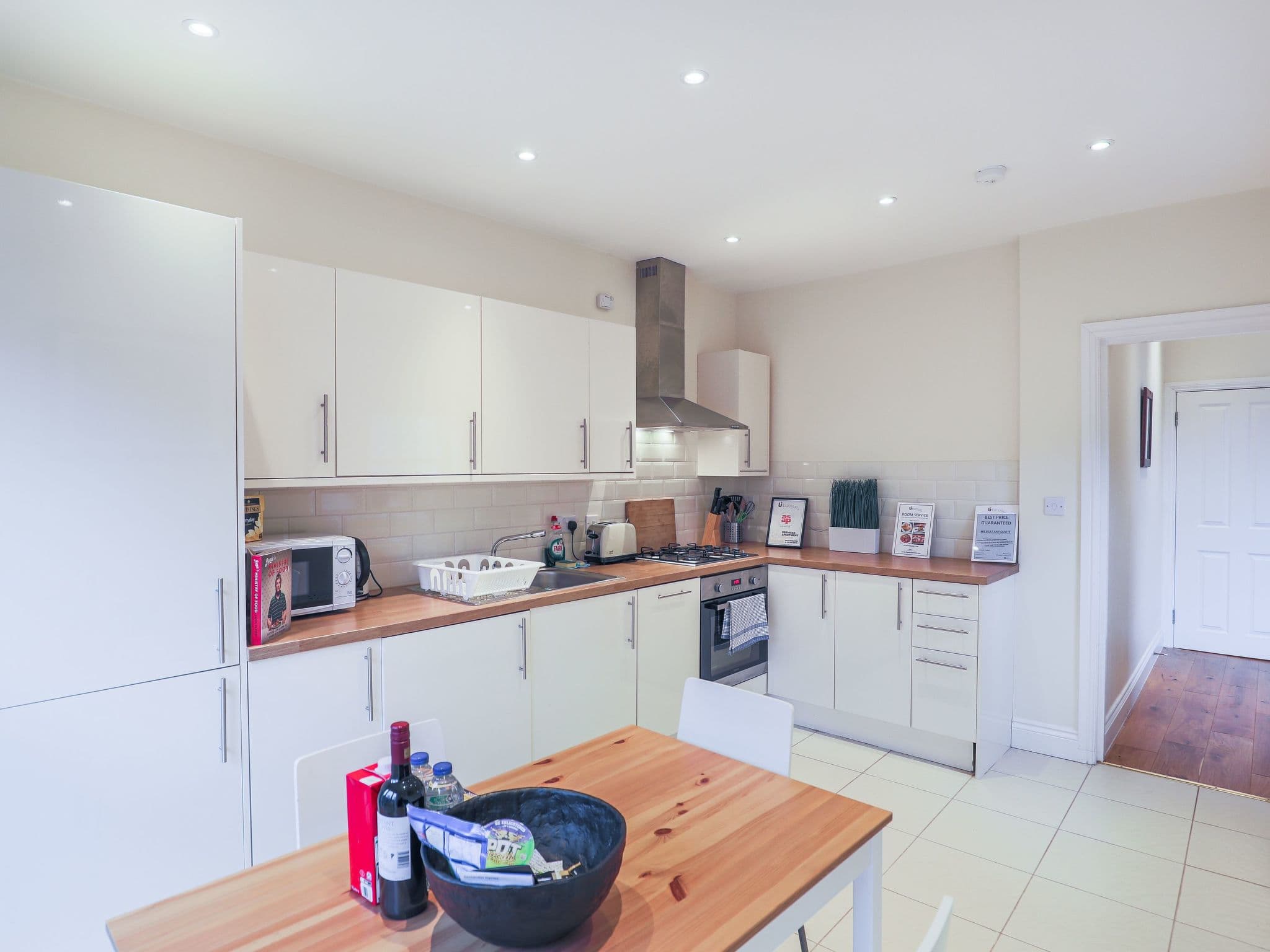Kitchen / Dining Room