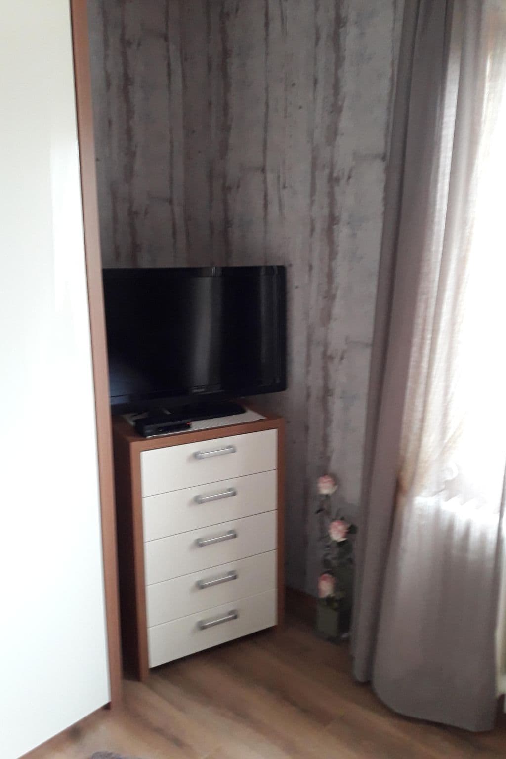 Gallery Image 32