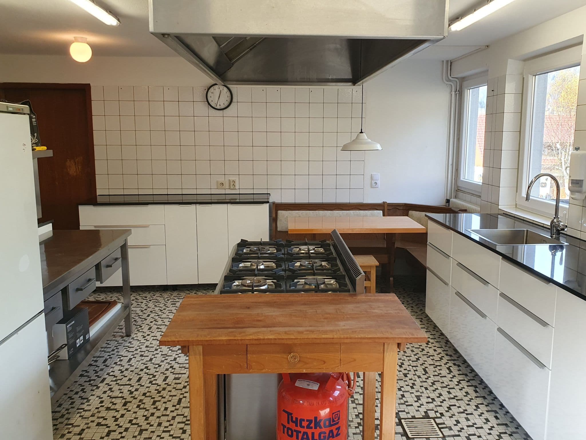 Kitchen / Dining Room