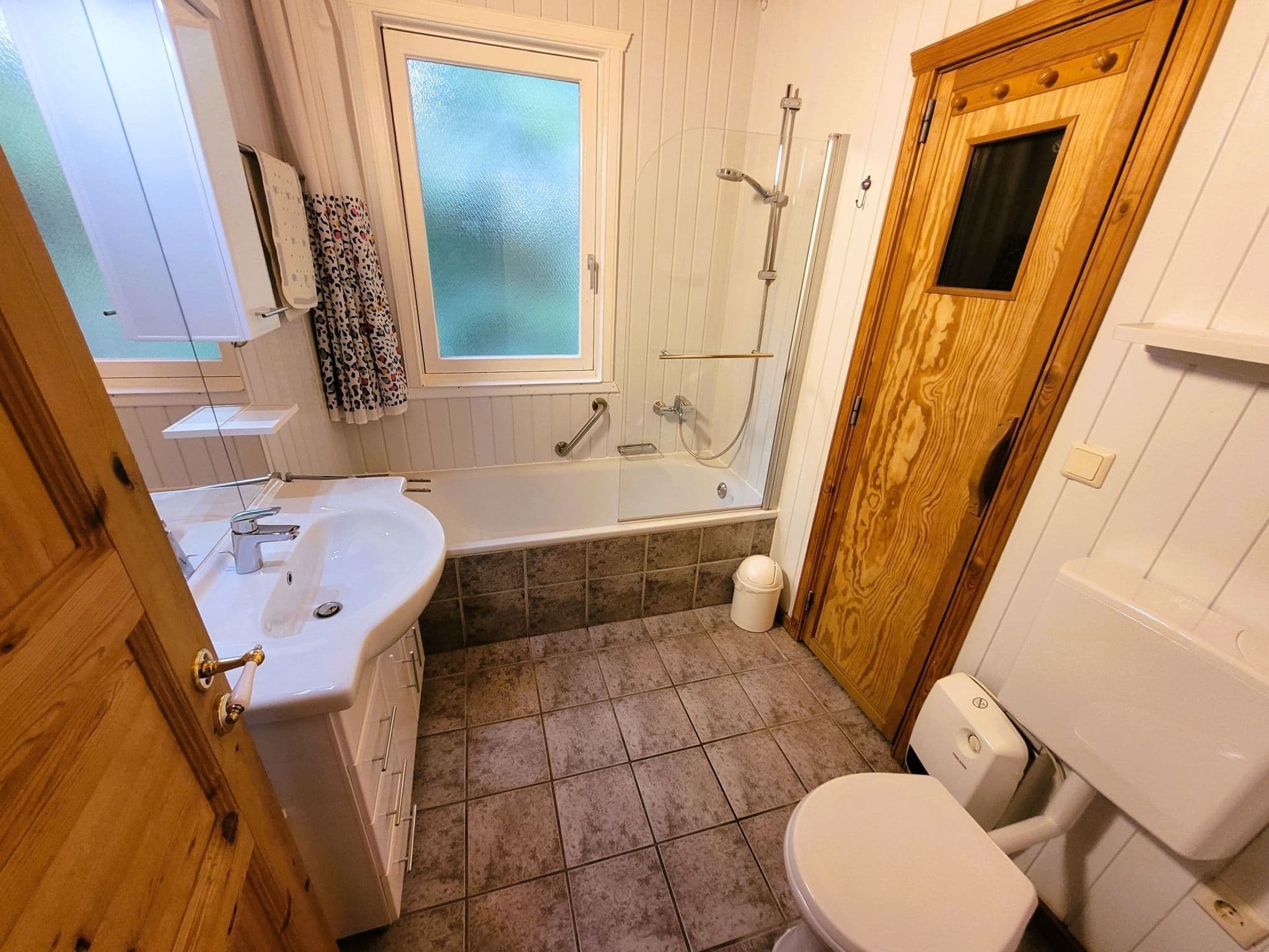 Gallery Image 9