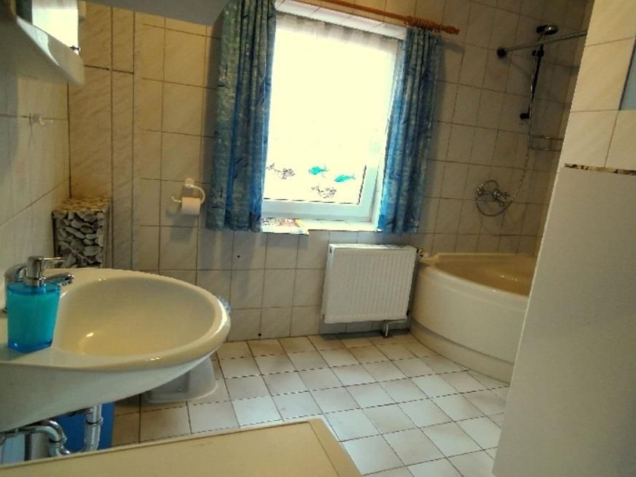Gallery Image 18