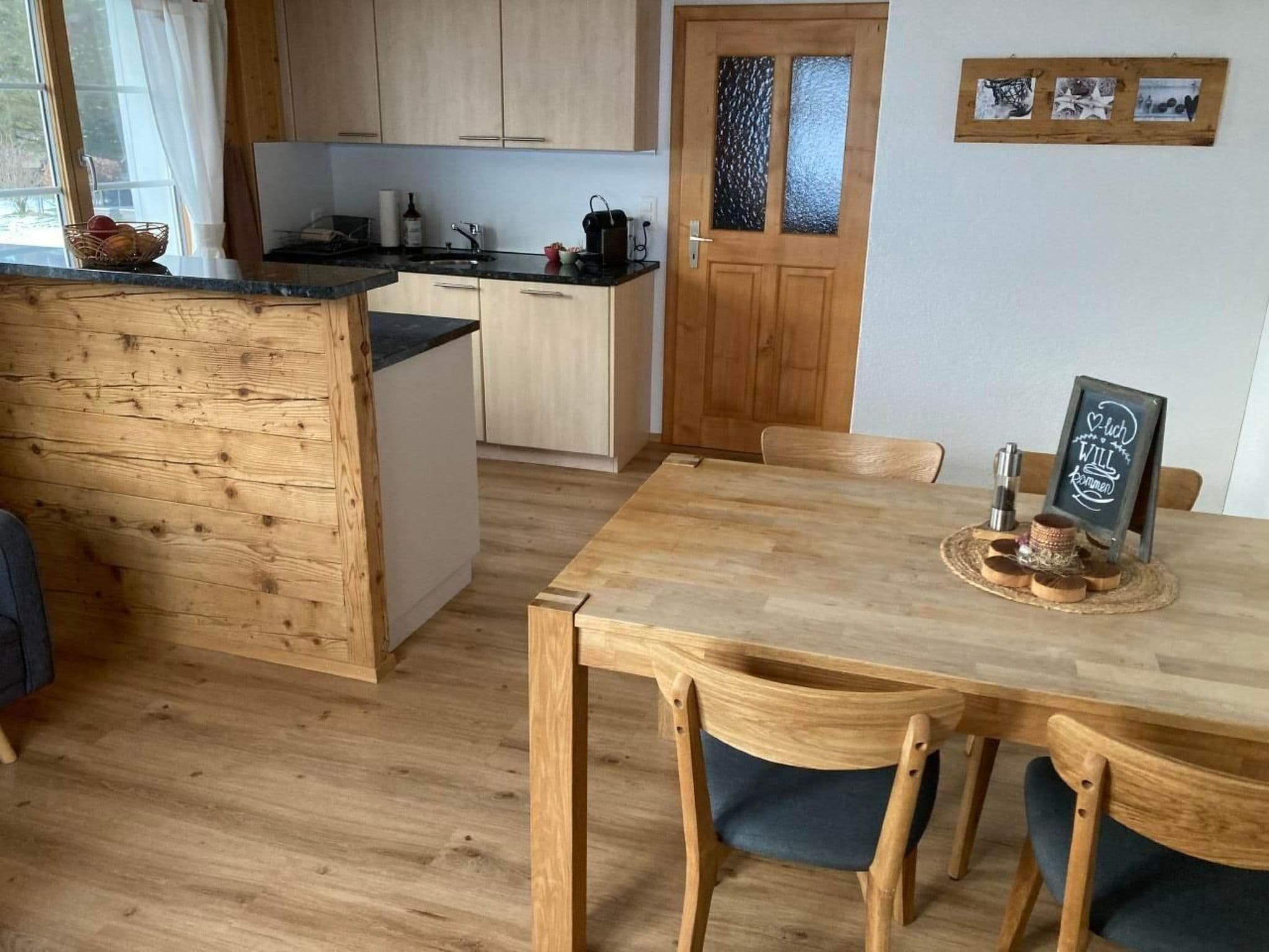 Kitchen / Dining Room