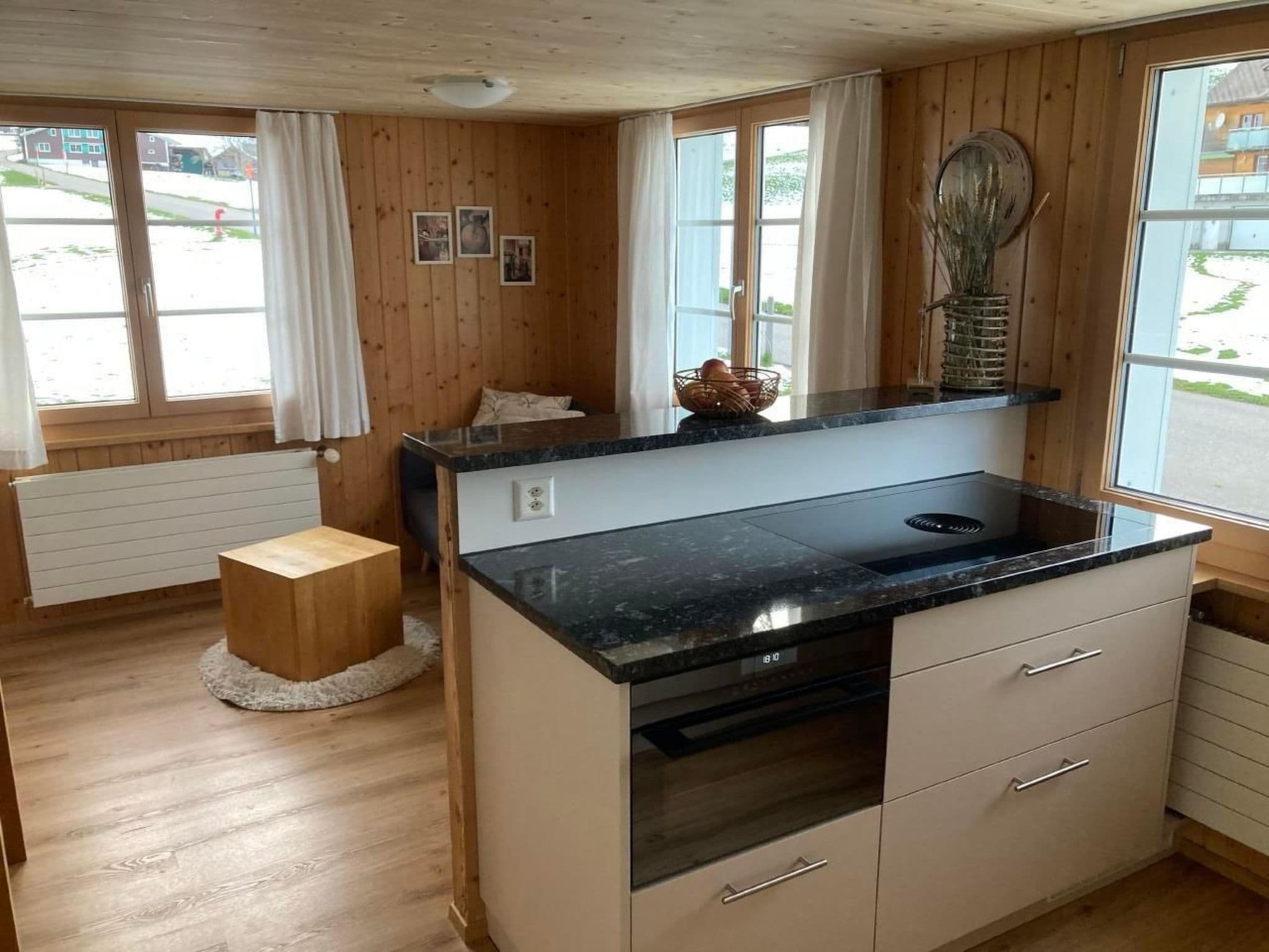 Gallery Image 14