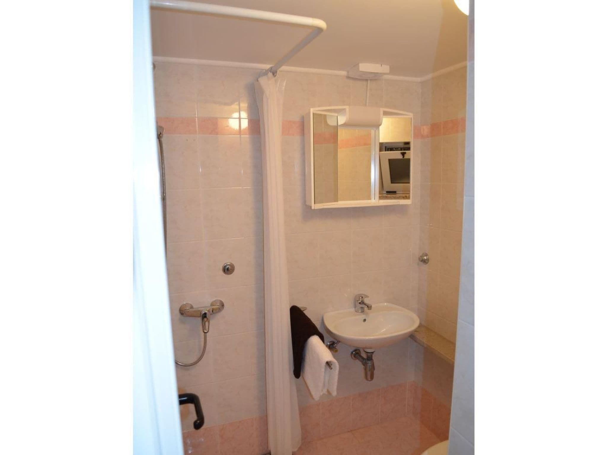 Gallery Image 14