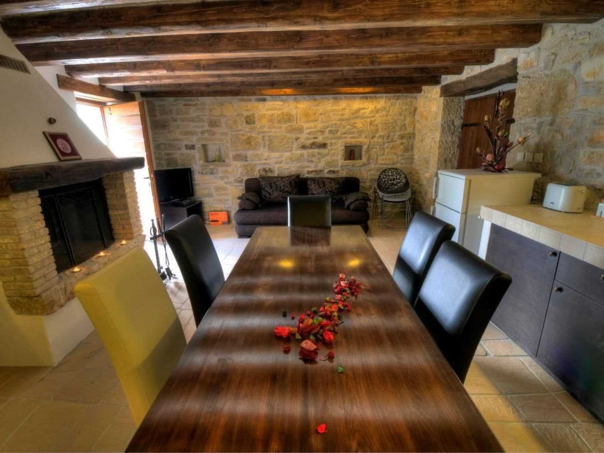 Gallery Image 9