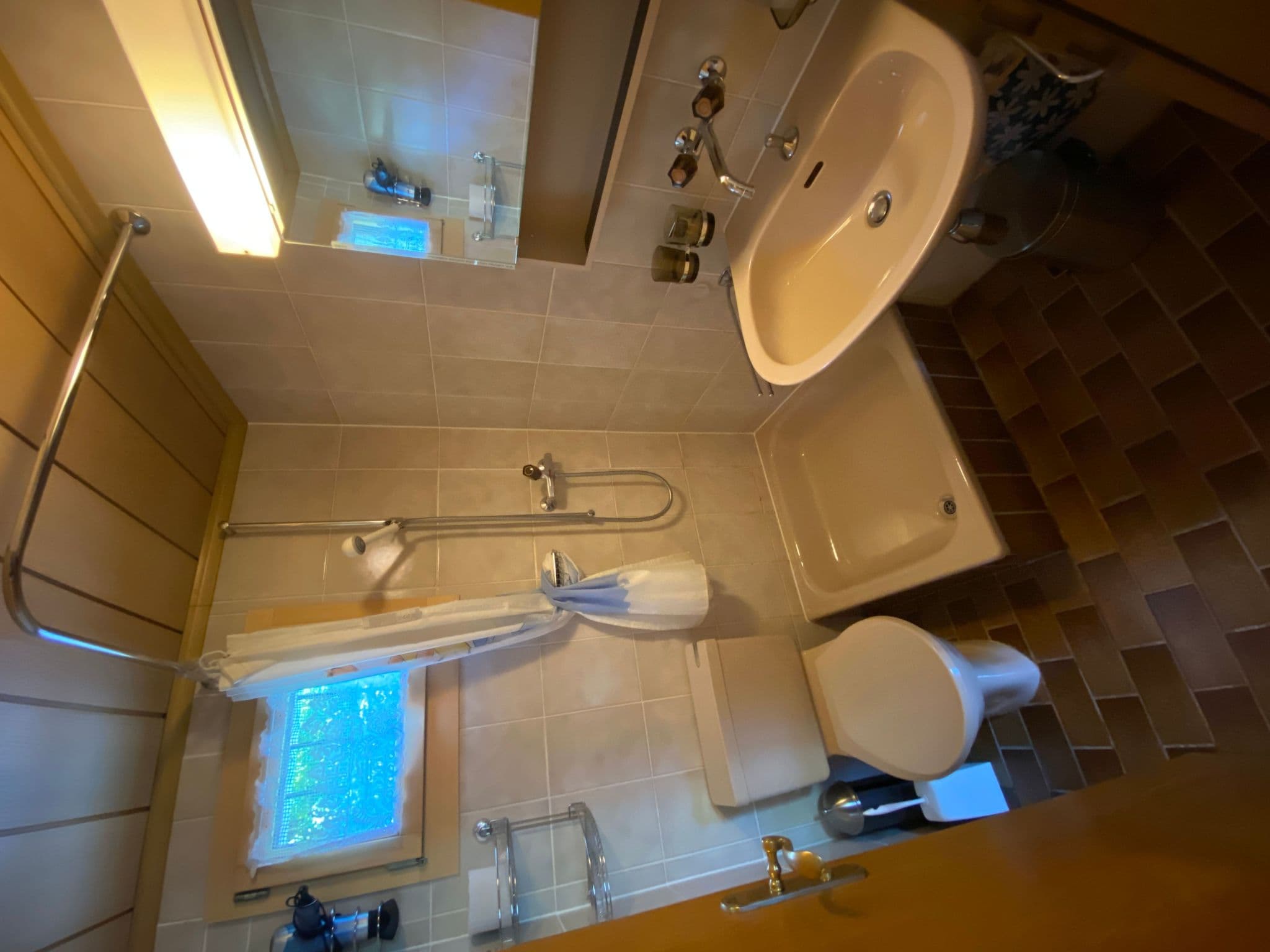 Bathroom / Wellness