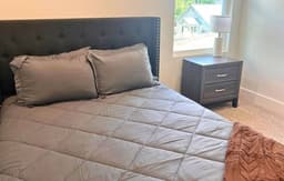 Modern 3BR • 10 Min to Downtown