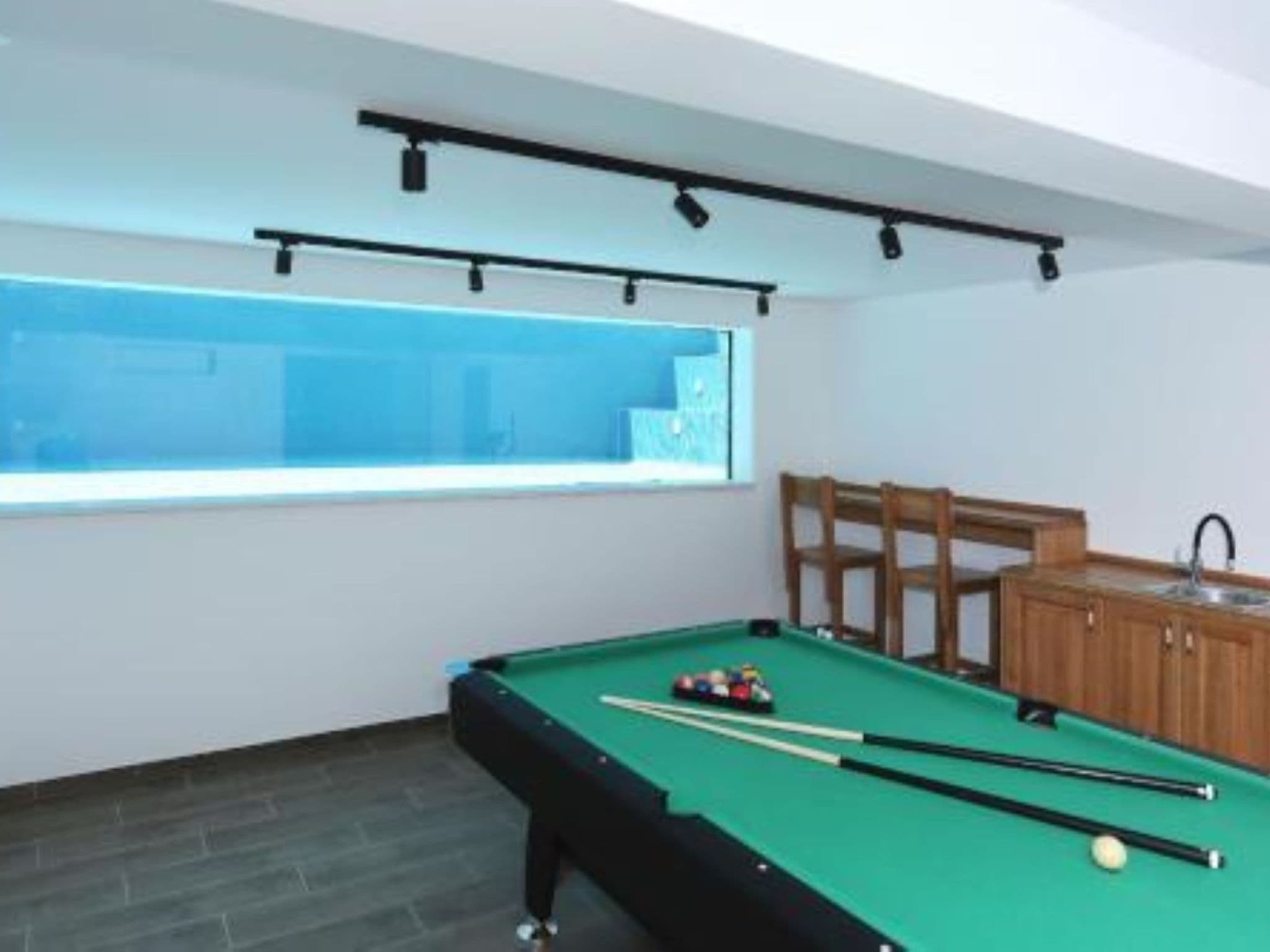 Pool Indoor