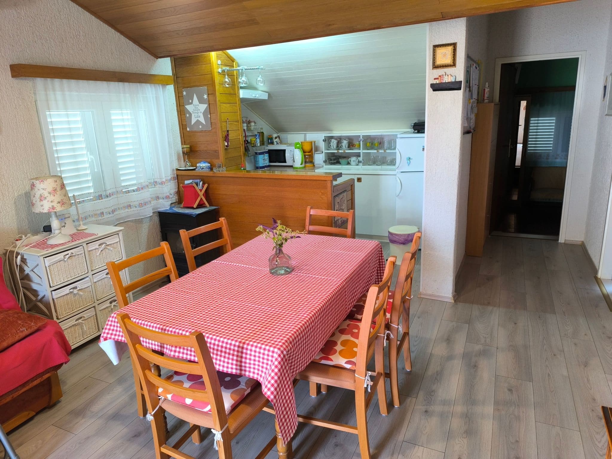 Kitchen / Dining Room