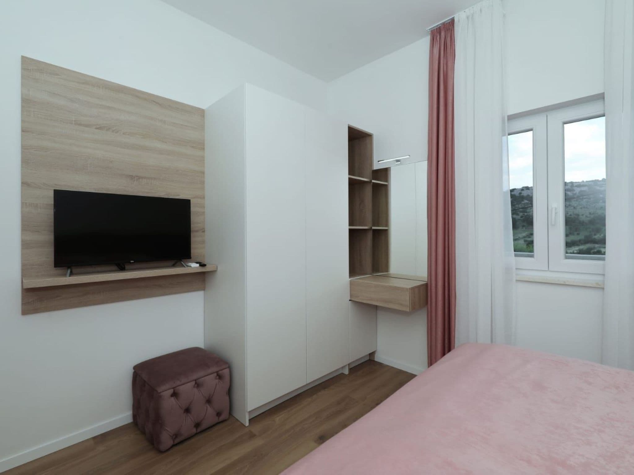 Gallery Image 21