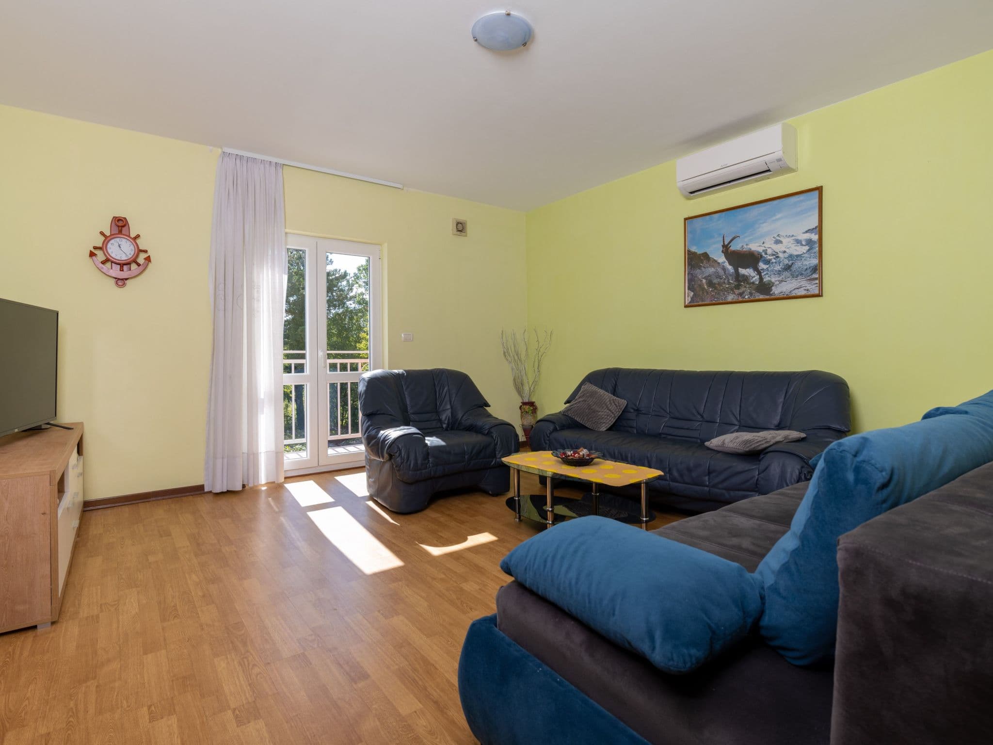 Gallery Image 15