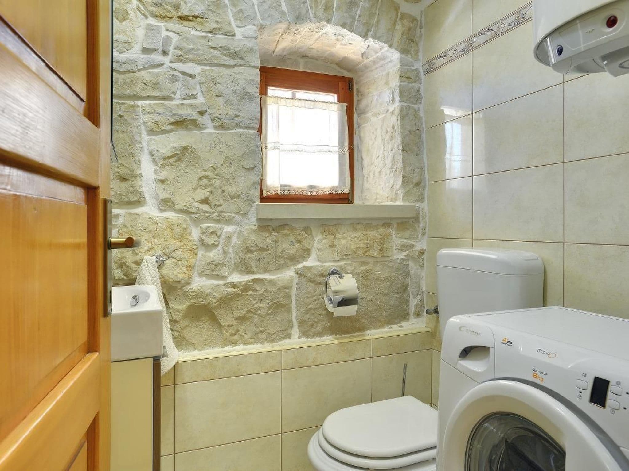 Gallery Image 12