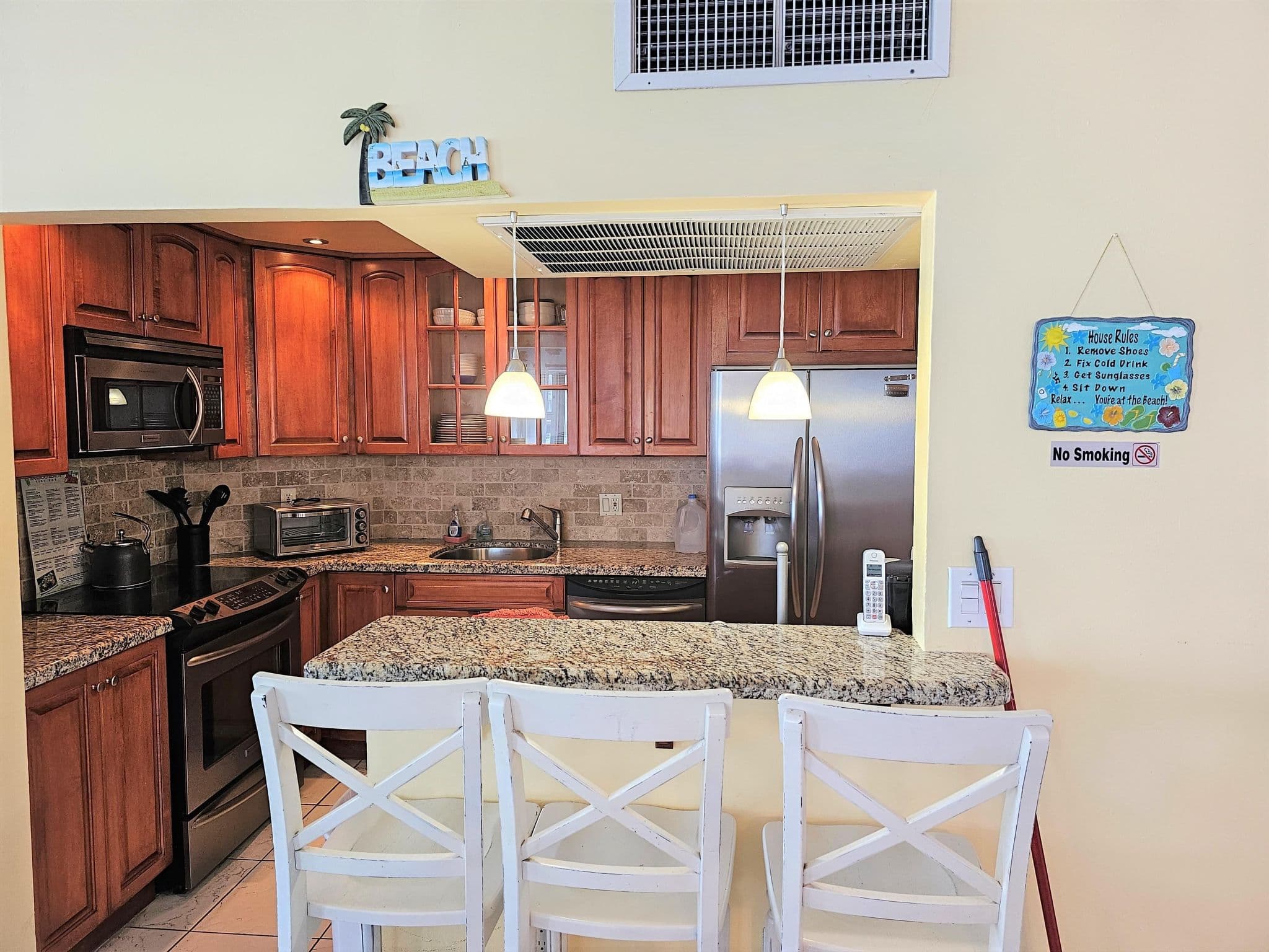 Kitchen / Dining Room
