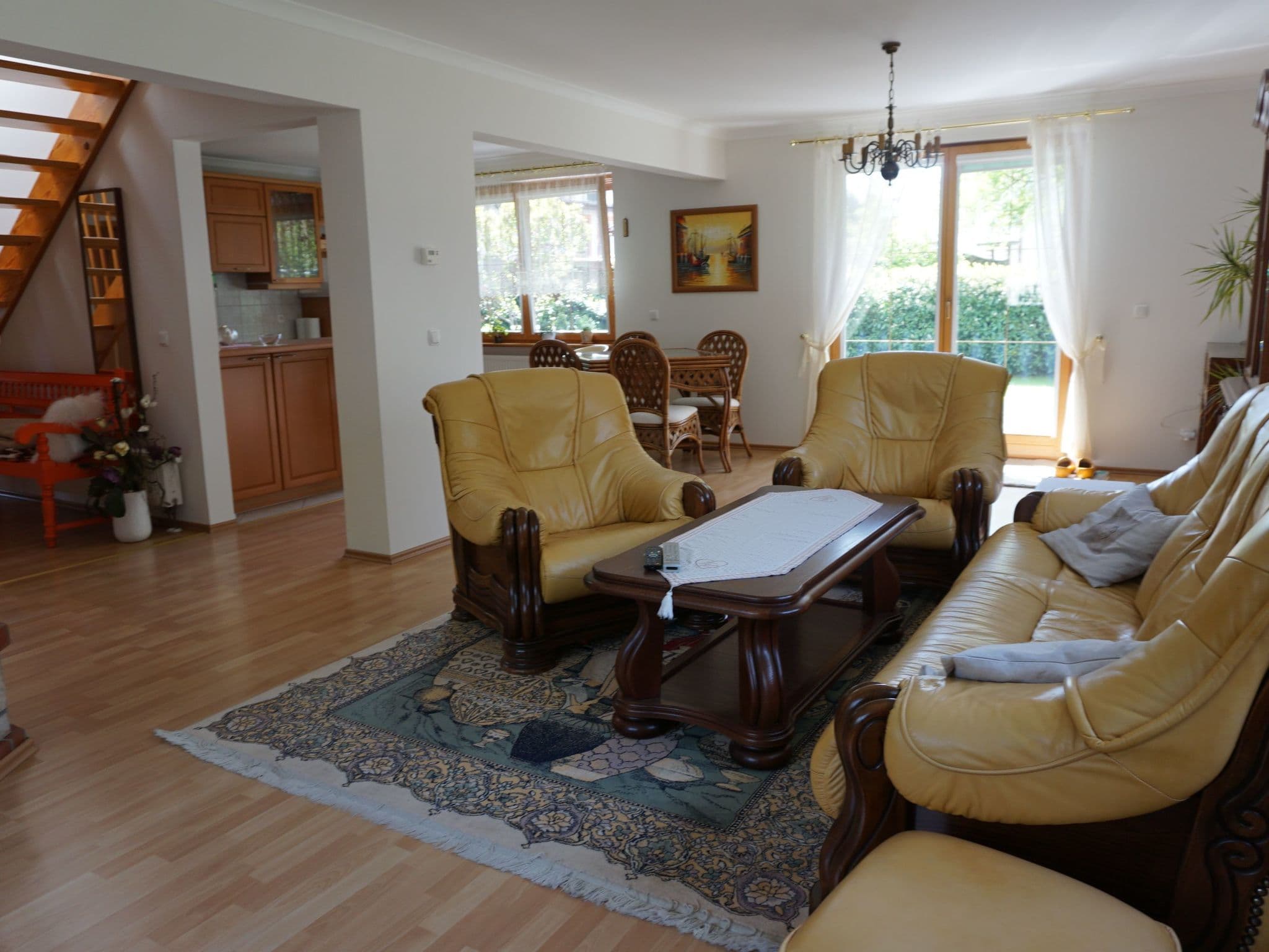 Gallery Image 13