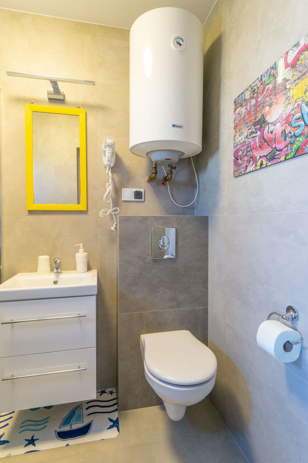 Bathroom / Wellness