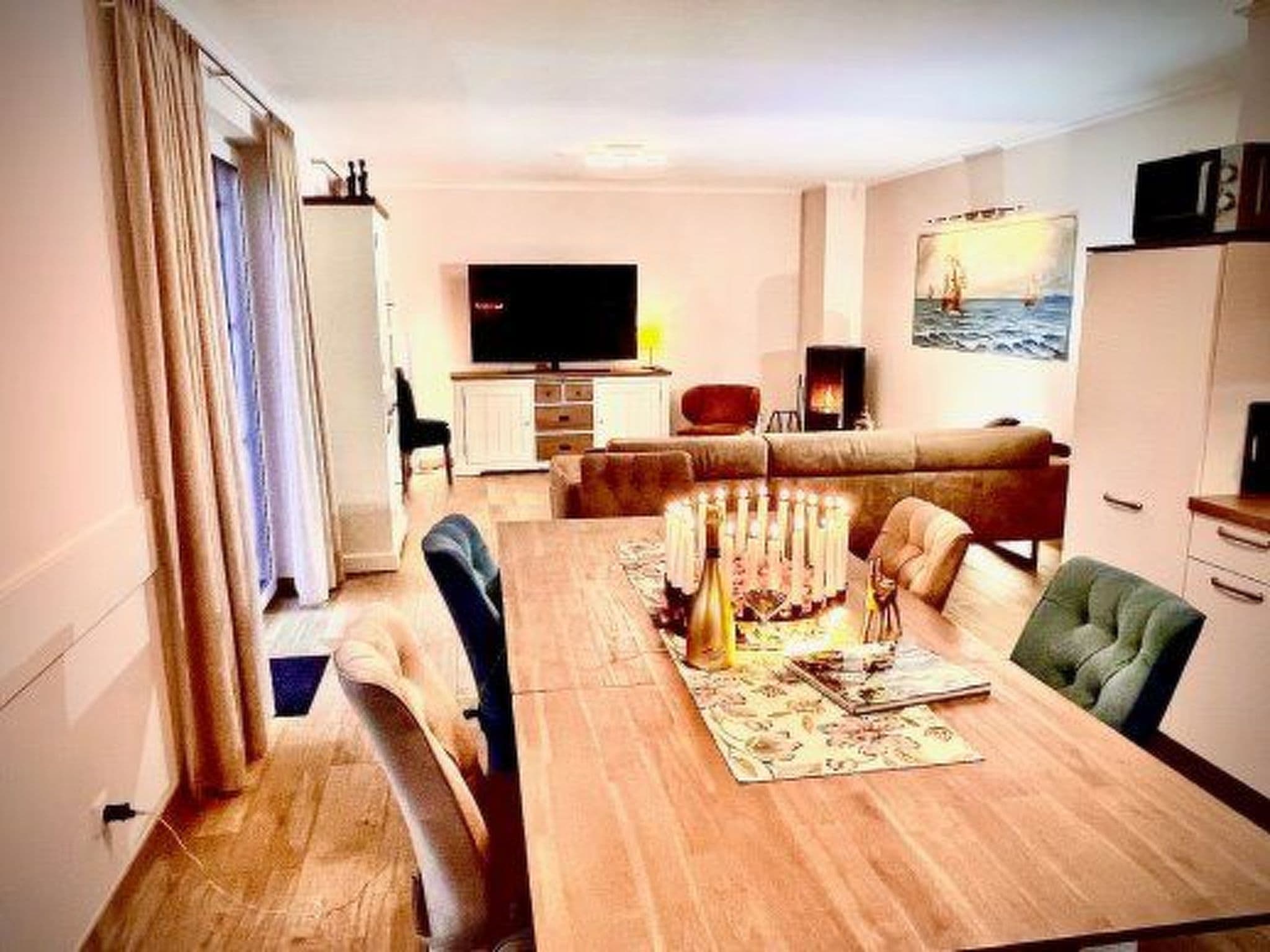 Kitchen / Dining Room
