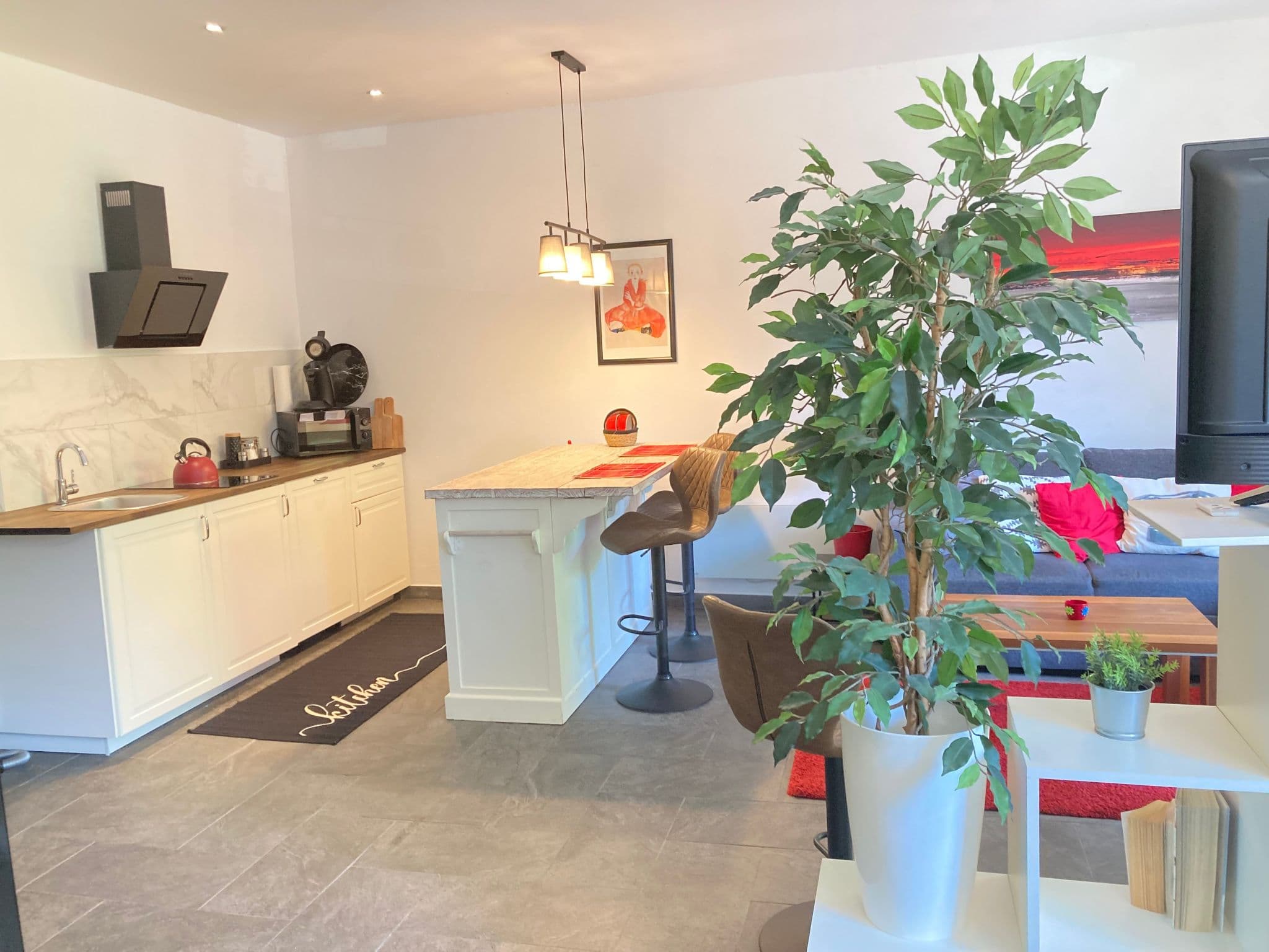 Kitchen / Dining Room