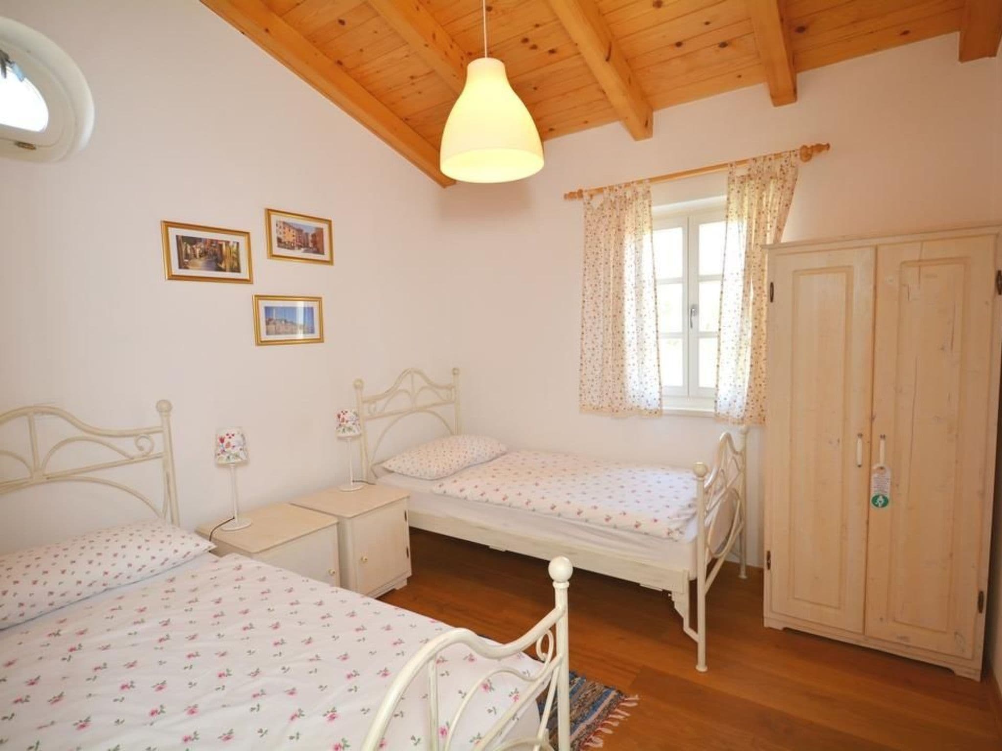 Gallery Image 8