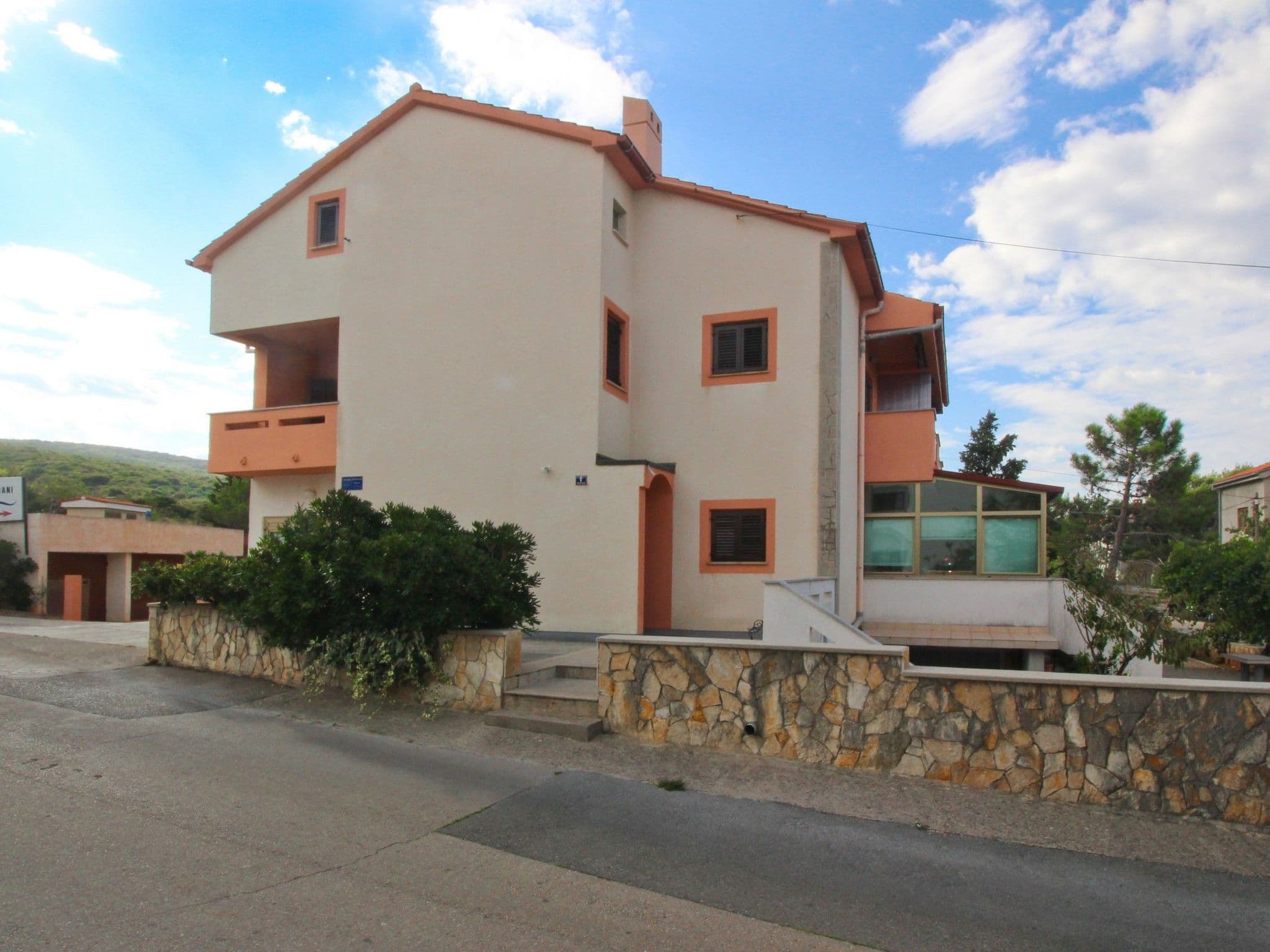 Gallery Image 15