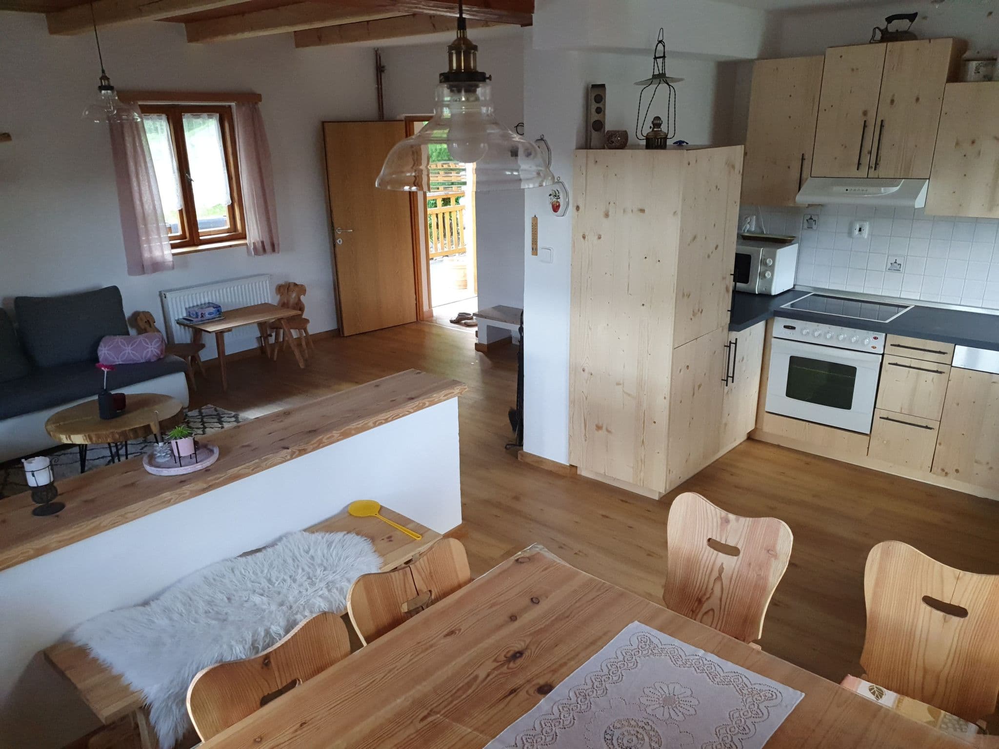 Kitchen / Dining Room