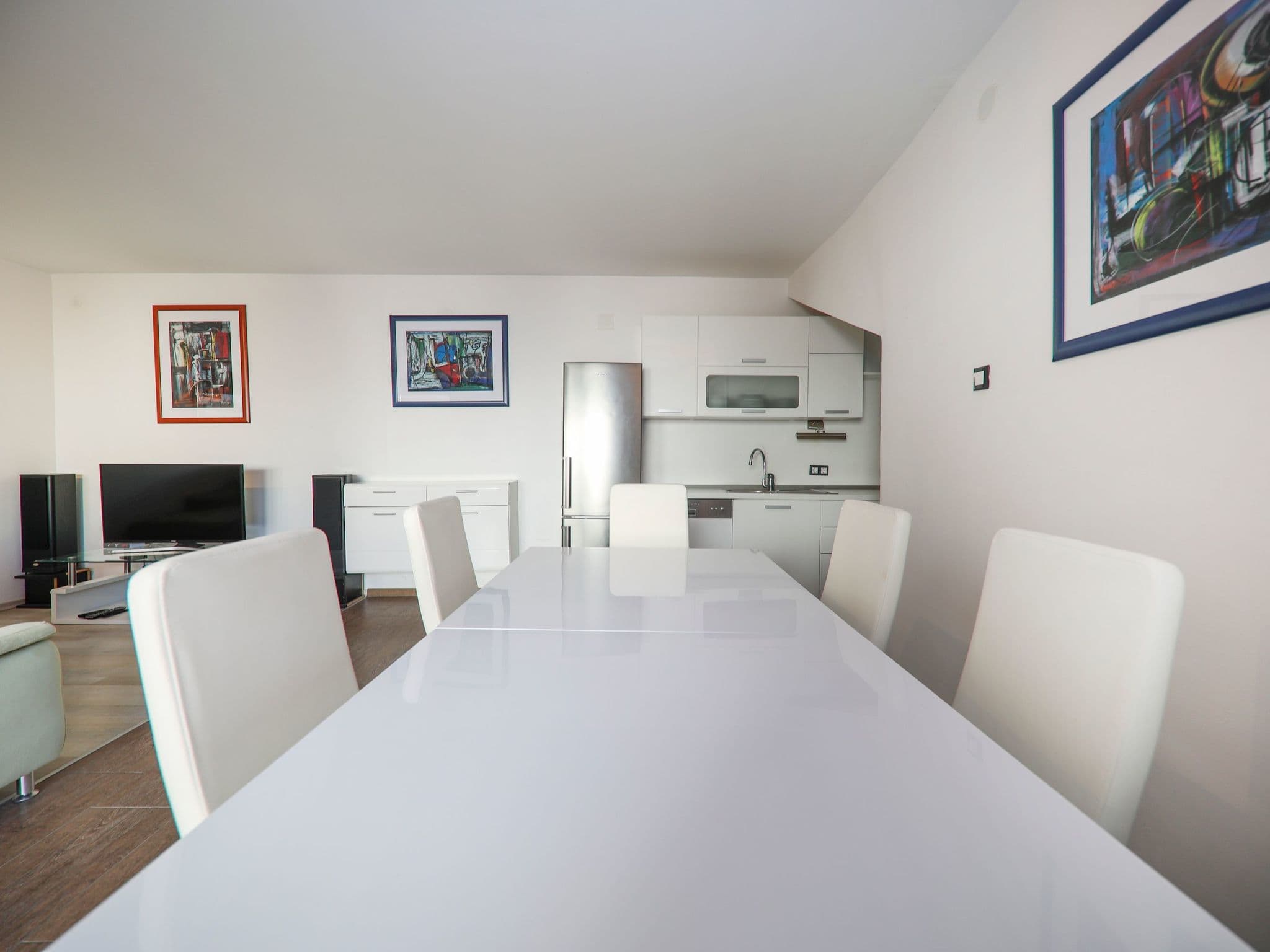 Gallery Image 19