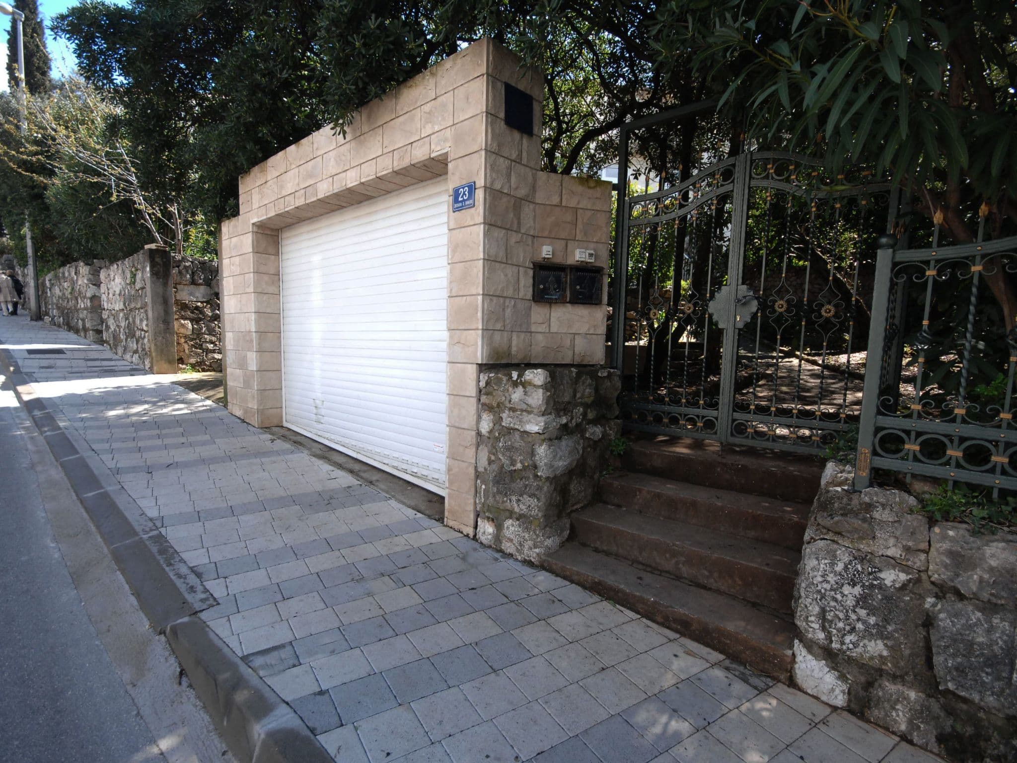 Gallery Image 62