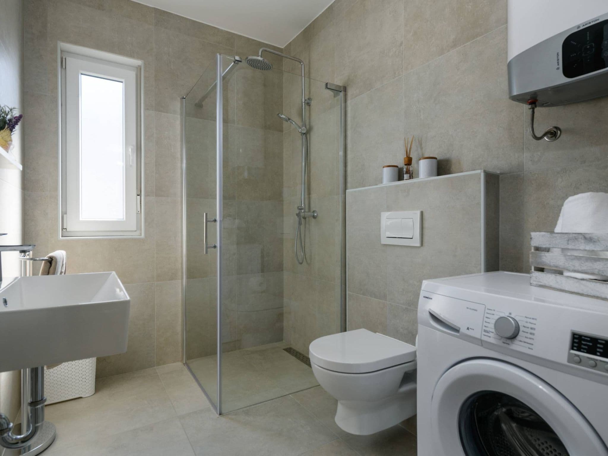 Bathroom / Wellness