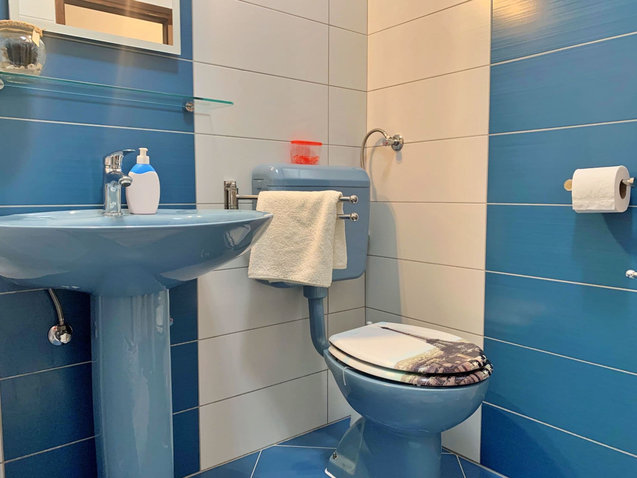 Bathroom / Wellness