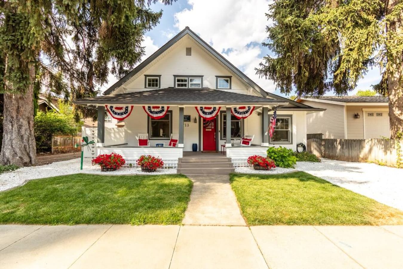 Fort Grounds House Near Lake, Parks, and Downtown