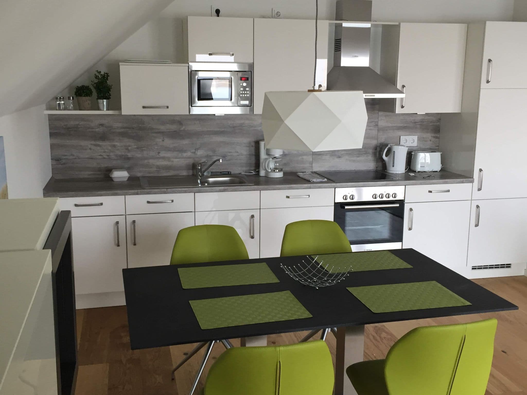 Kitchen / Dining Room