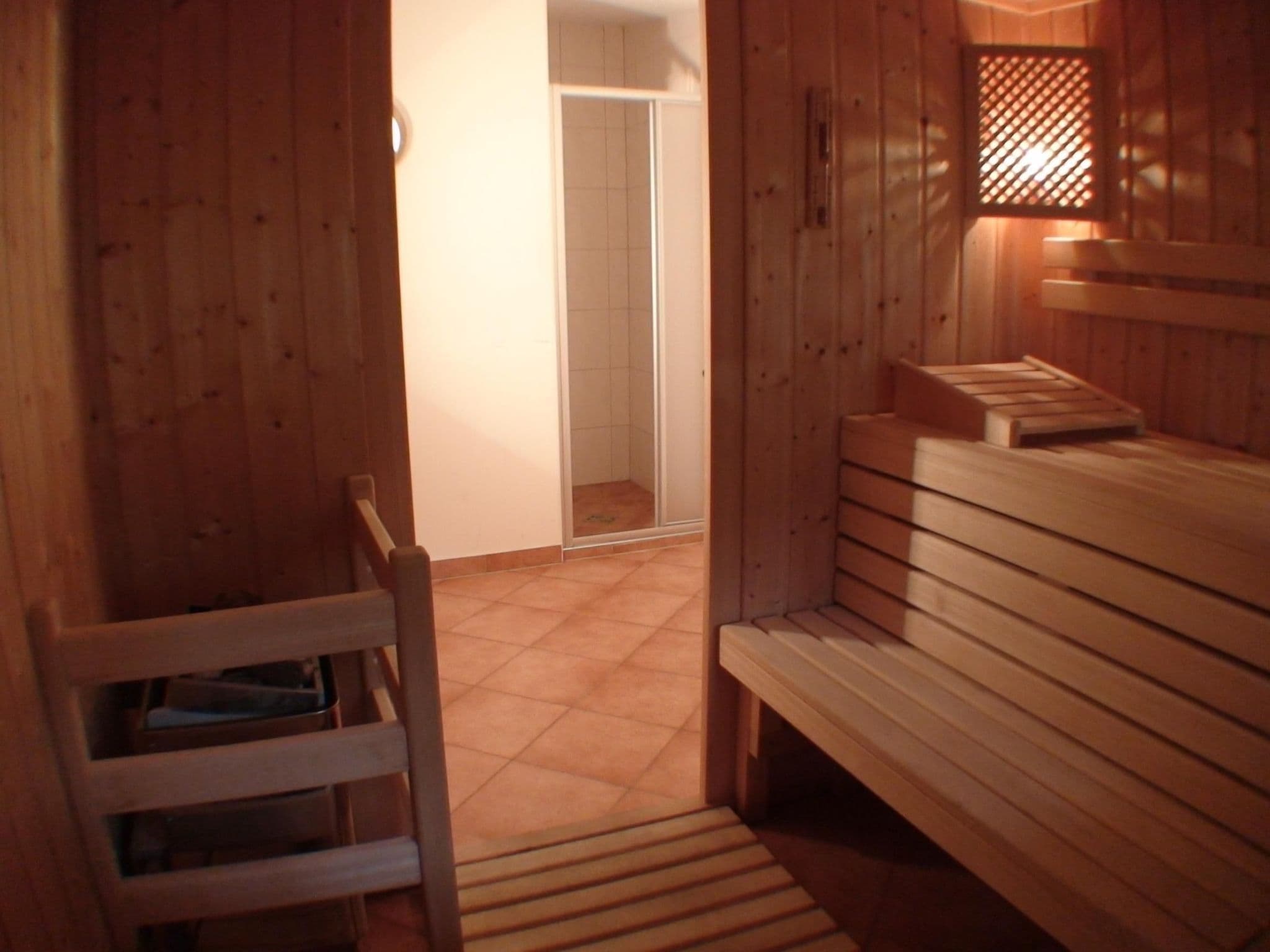 Gallery Image 13
