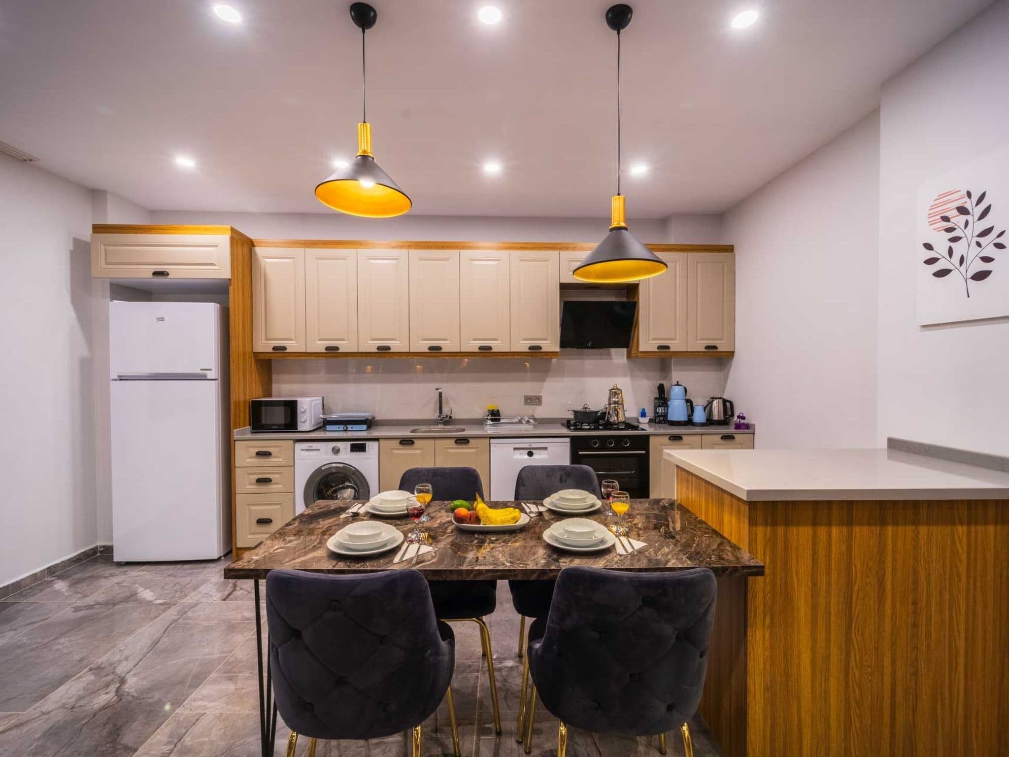 Kitchen / Dining Room