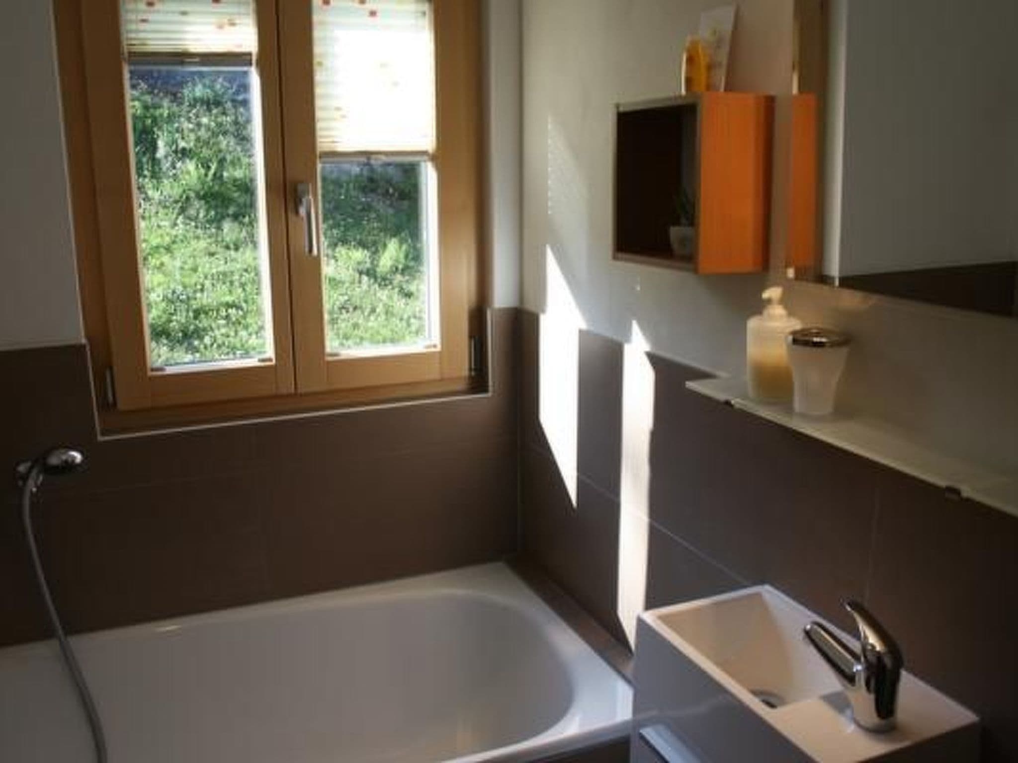 Gallery Image 10