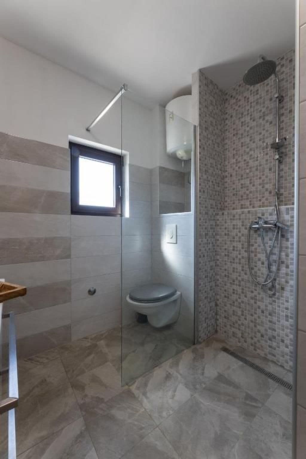 Gallery Image 21