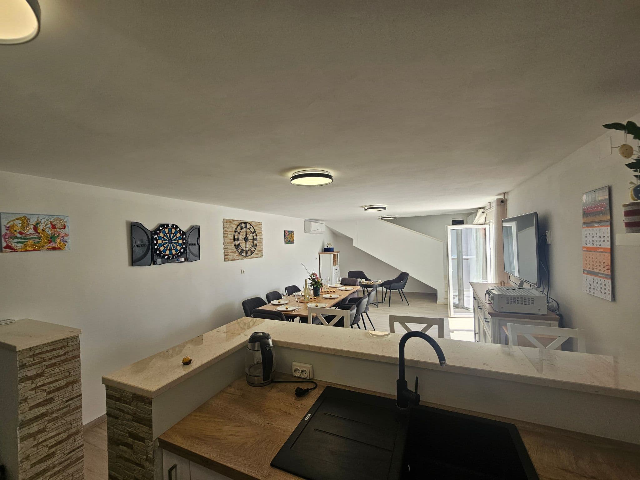 Kitchen / Dining Room