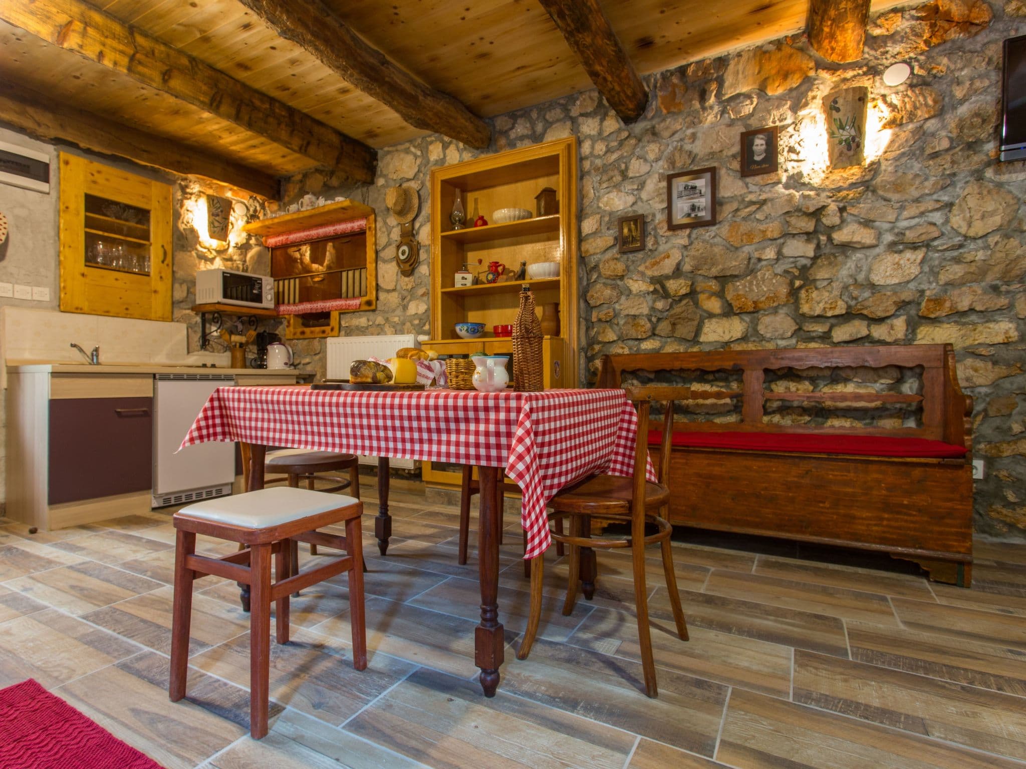 Kitchen / Dining Room
