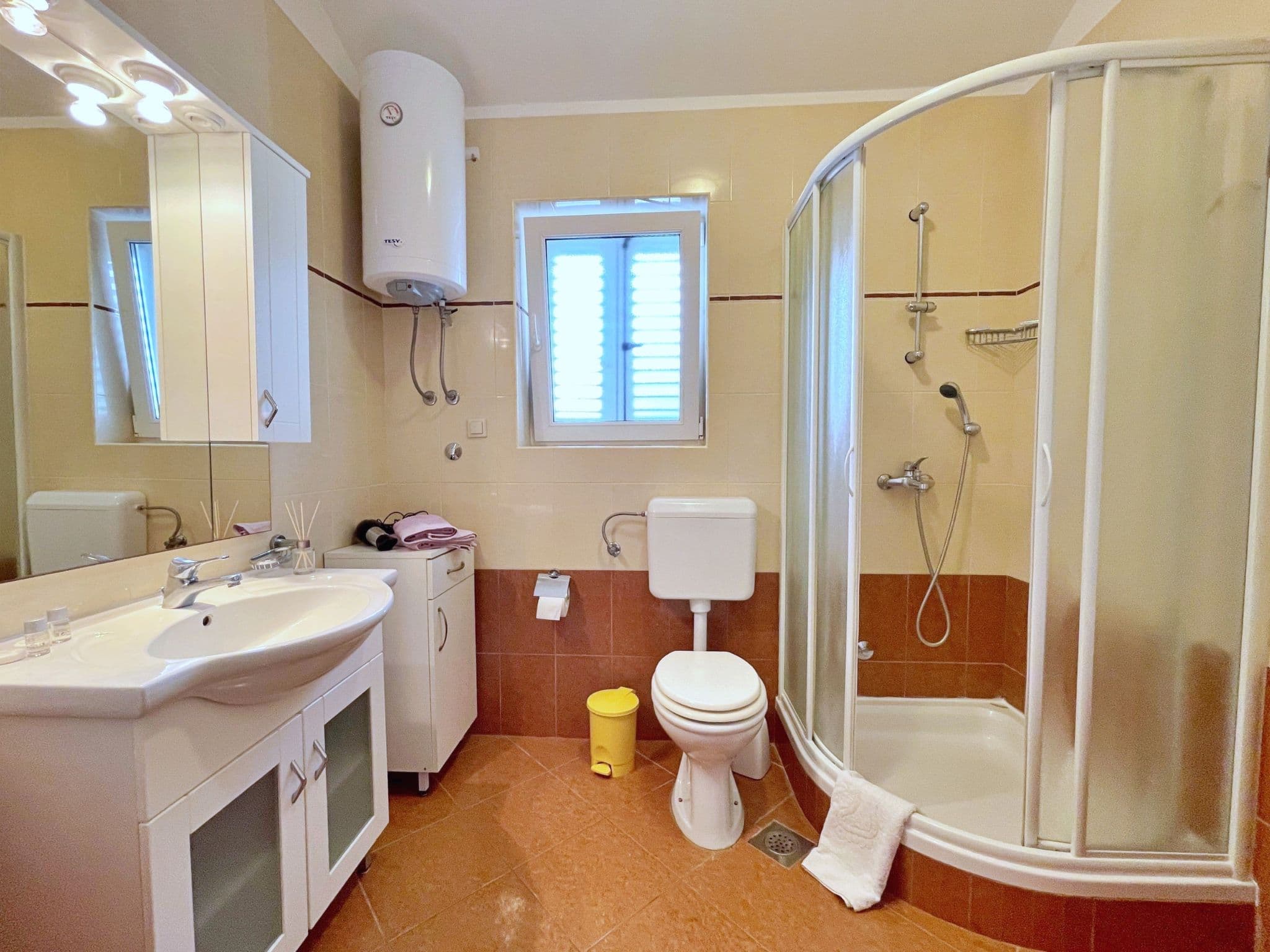 Gallery Image 9
