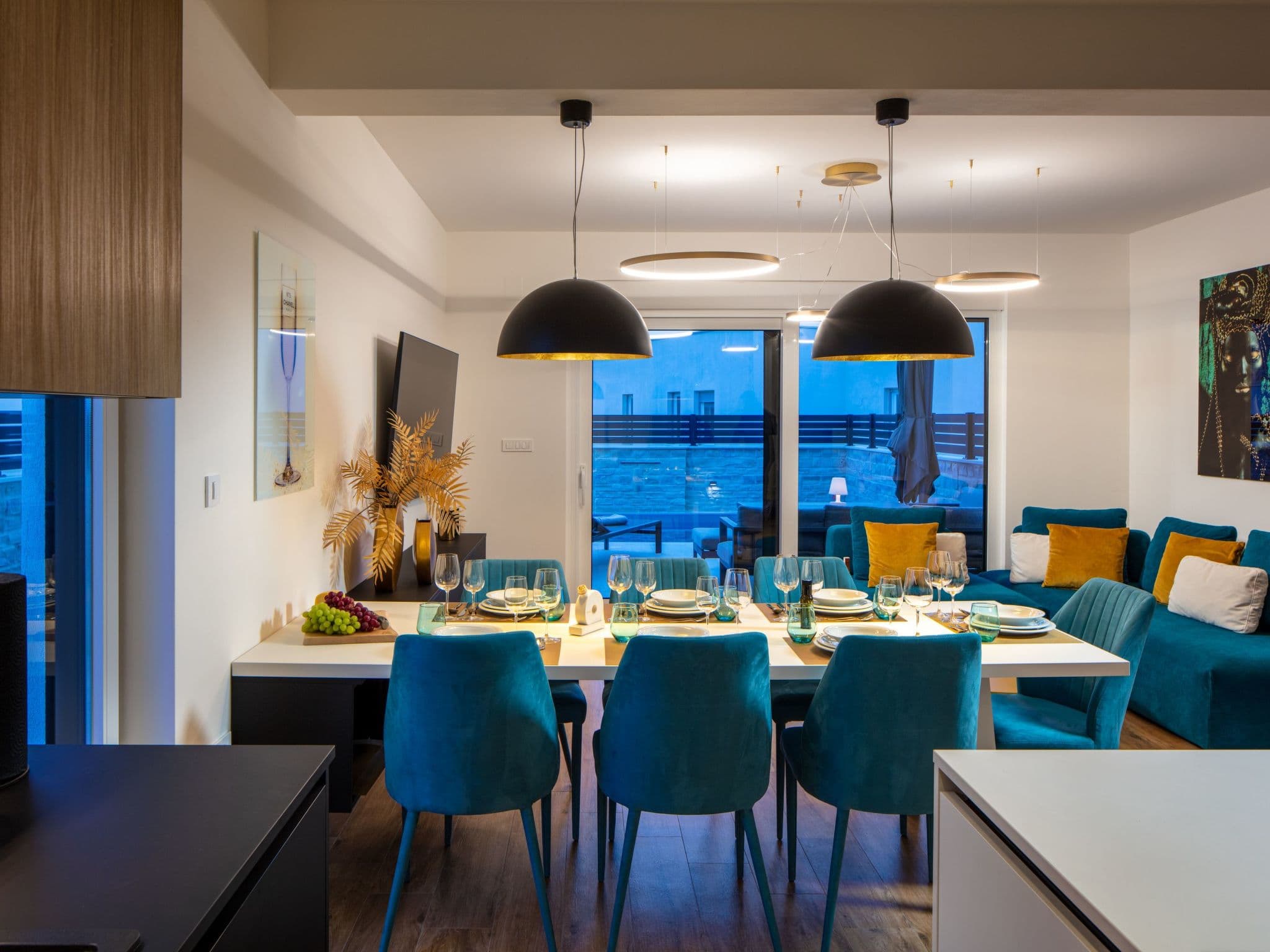Kitchen / Dining Room