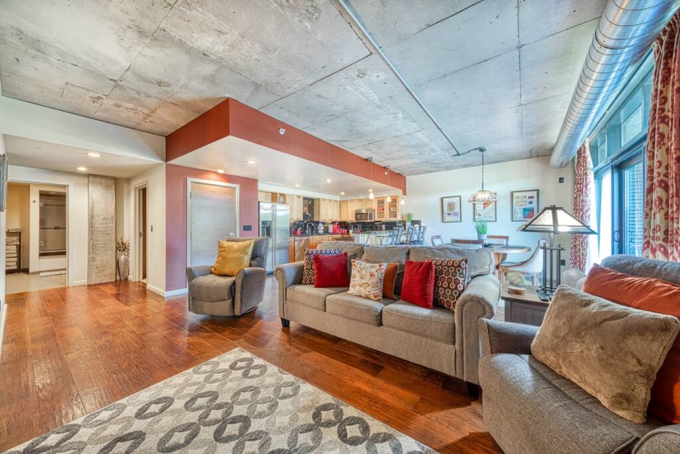 Cozy Boho Bellerive Condo on the Spokane River
