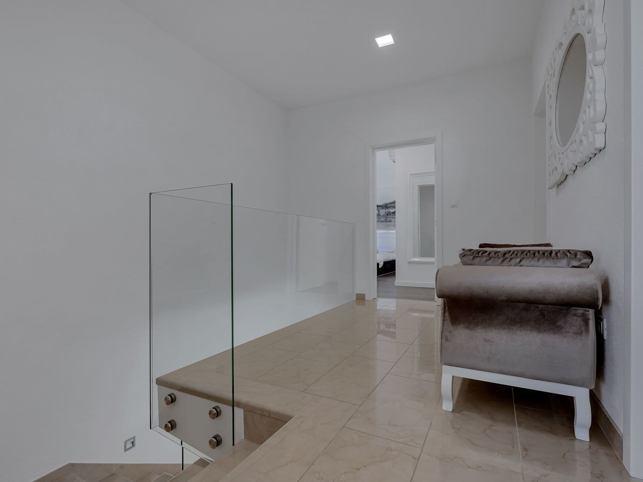 Gallery Image 38