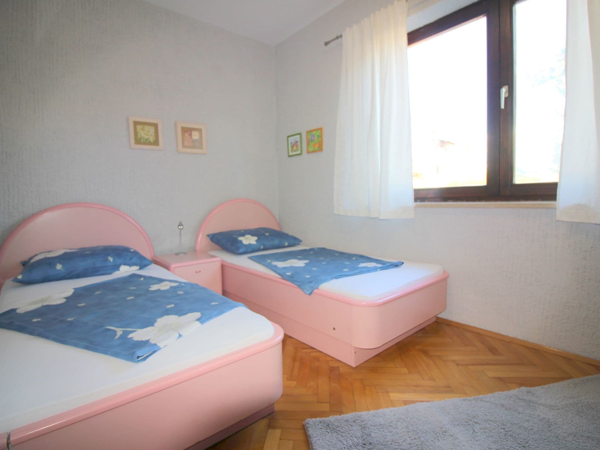 Gallery Image 27