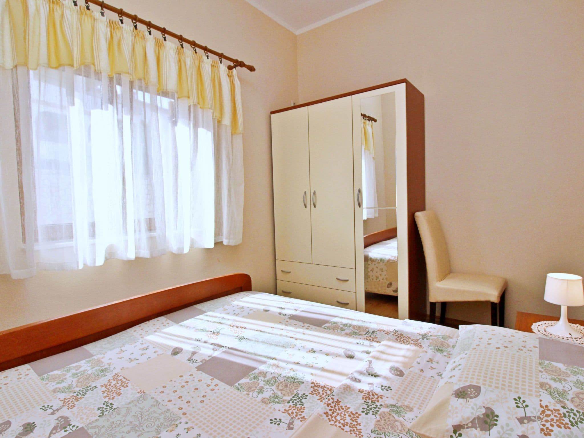Gallery Image 13
